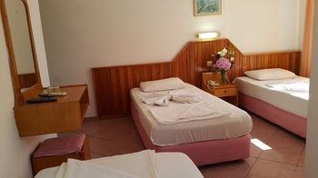 Midi Hotel Аланія Екстер'єр фото