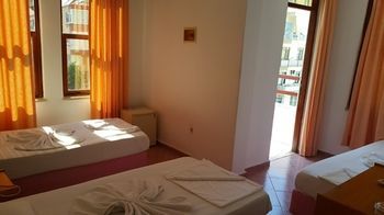 Midi Hotel Аланія Екстер'єр фото